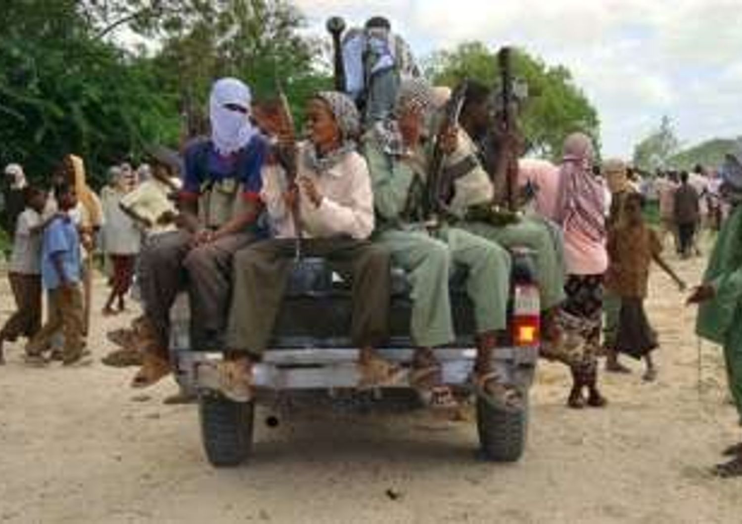 SOMALIA: QUIZ PER INTEGRALISTI,IN PREMIO GRANATE E KALASHNIKOV
