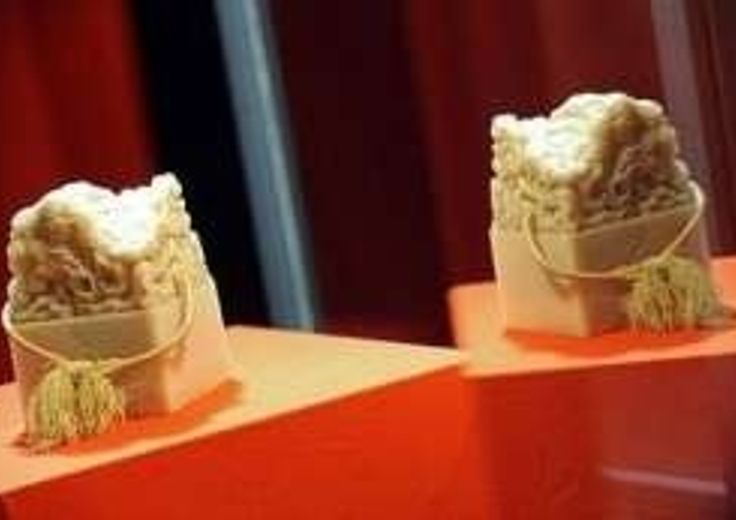 BATTUTO PER €12,4 MLNSIGILLO IMPERIALE