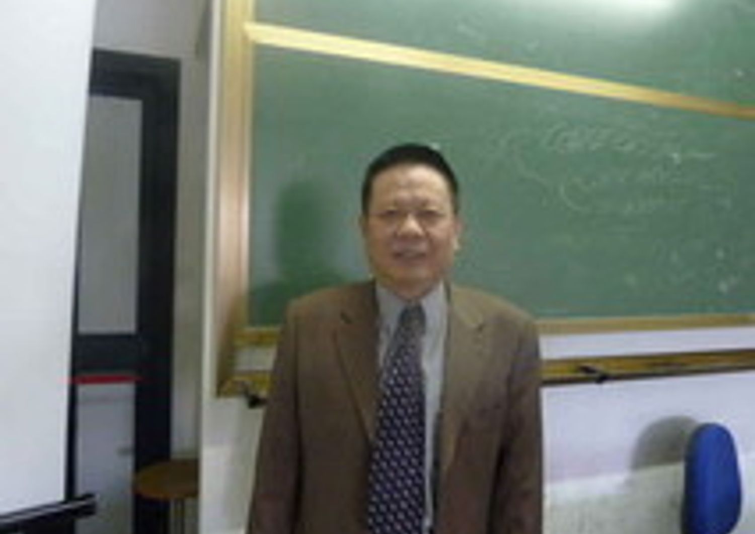 Vice Presidente dell'Istituto di Ricerca delle scienze finanziarie del ministero delle Finanze cinese