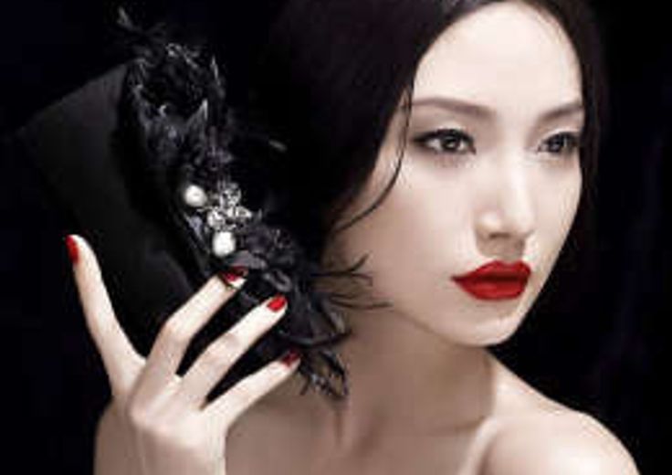 COLLISTAR DEBUTTA IN CINA
