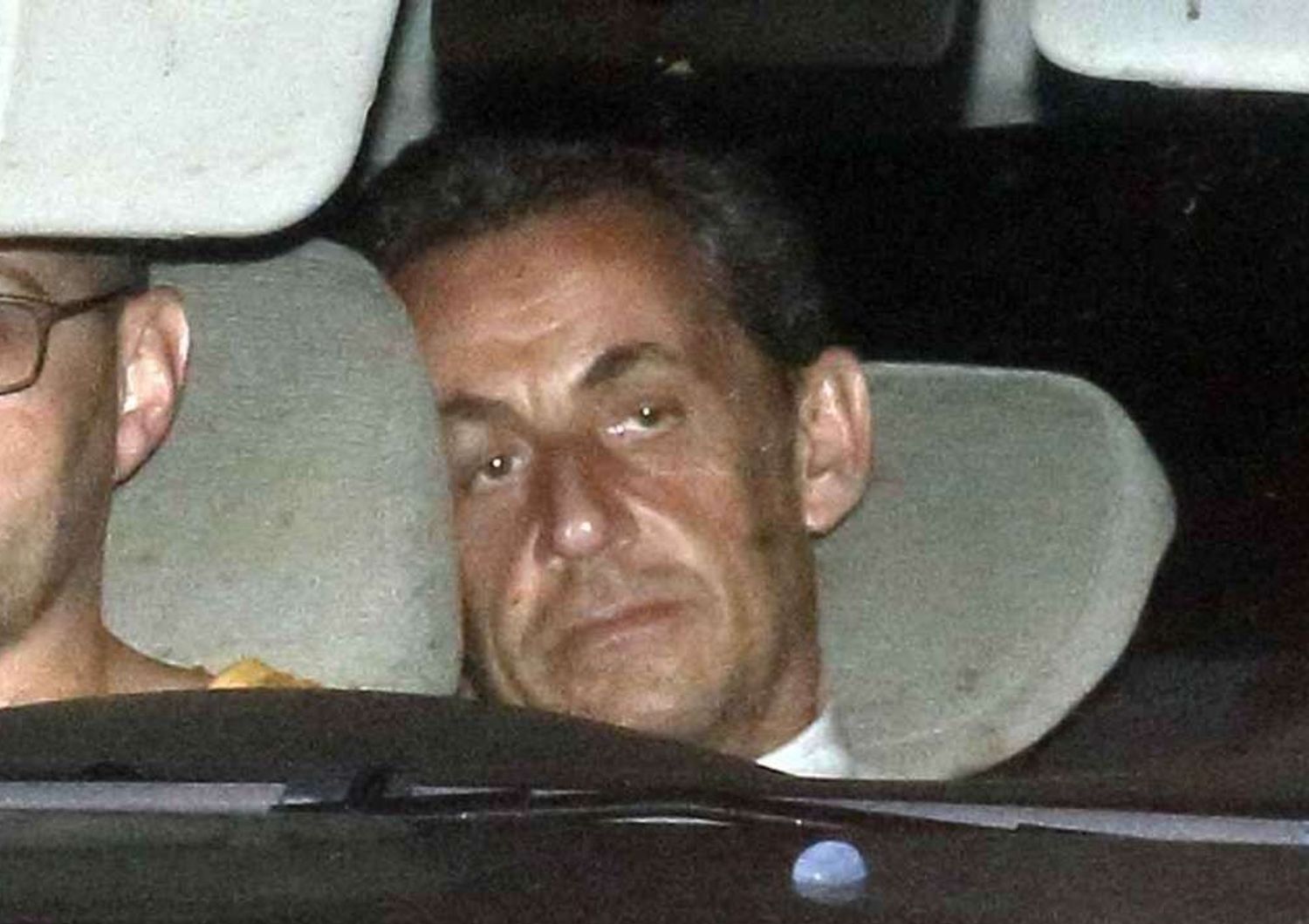 Sarkozy incriminato per corruzione, rilasciato dopo 15 ore