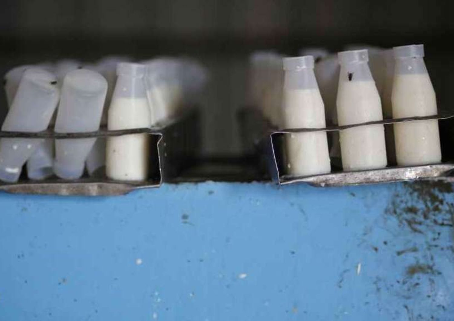 Inducevano a comprare latte in polvere, arrestati 12 pediatri