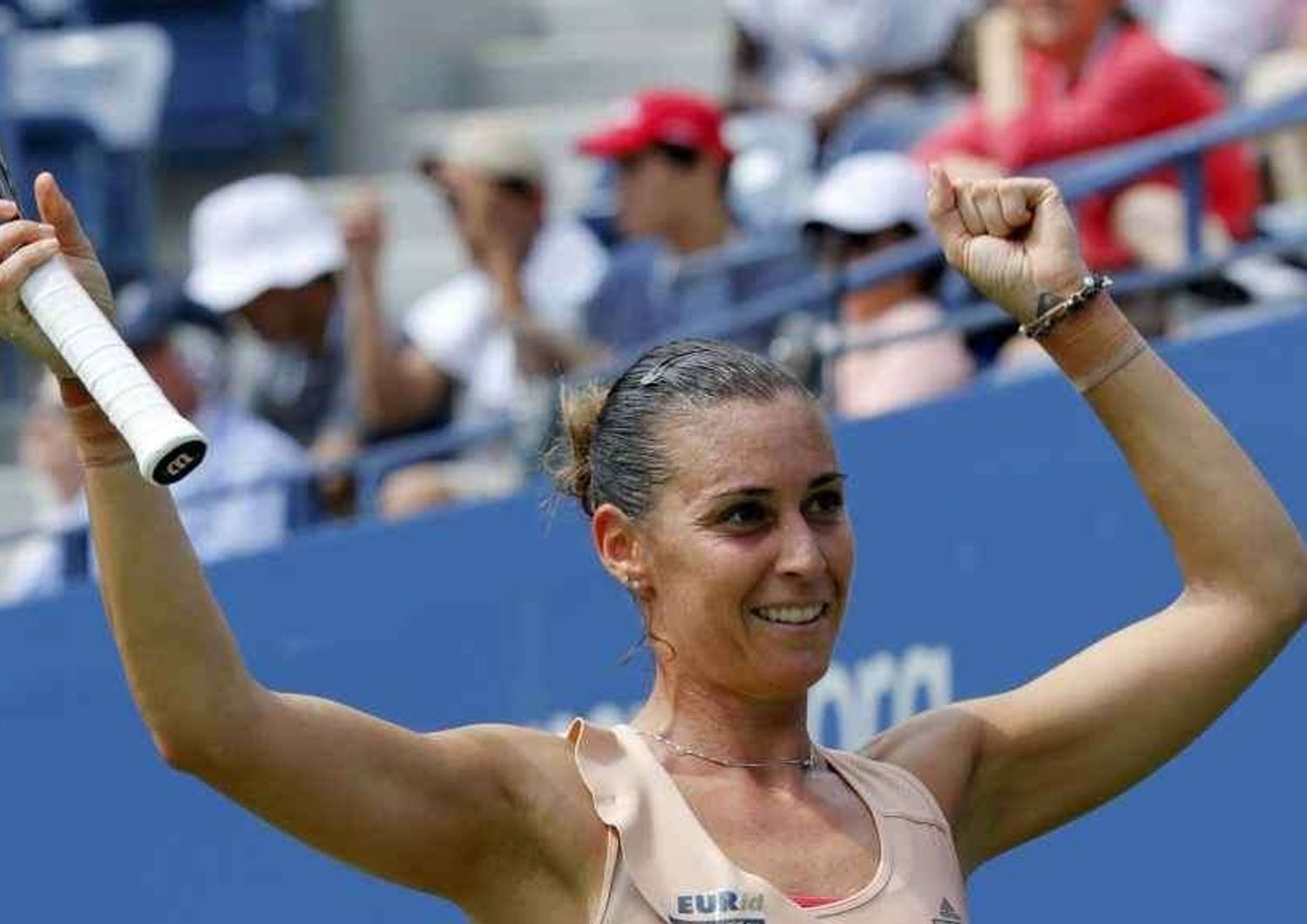 Tennis: Hingis and Pennetta win first doubles title