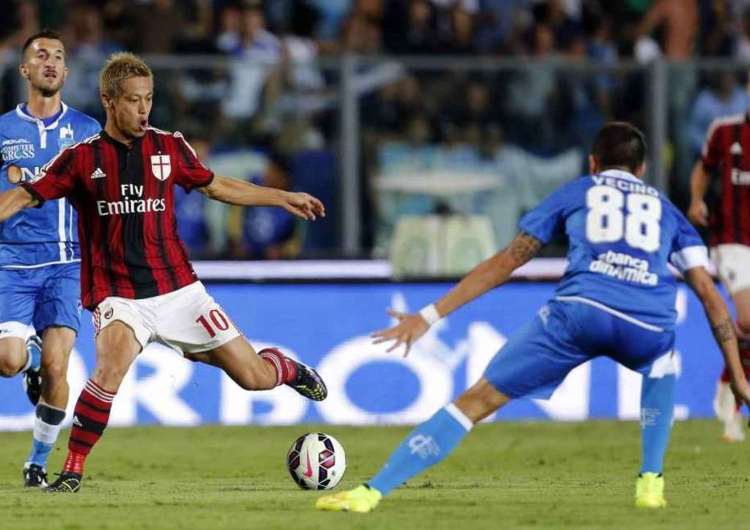 Calcio: Empoli-Milan 2-2, notte di sofferenza per il Diavolo