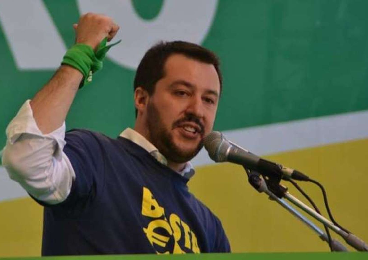 Lega: al via congresso. Salvini, 'noi alternativa a renzismo'