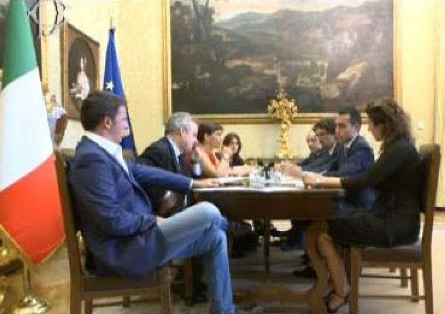 Riforme: "Tempo scaduto" e l'M5S gela Renzi
