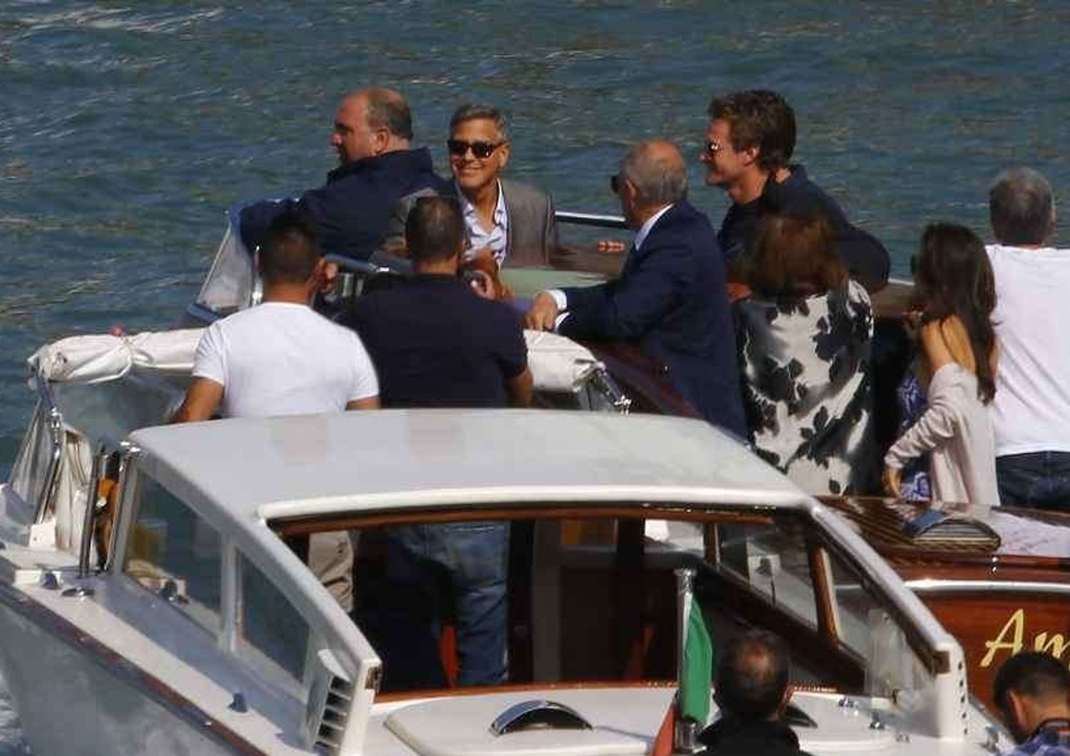 Clooney e Amal a Venezia per le nozze, in taxi sul Canal Grande