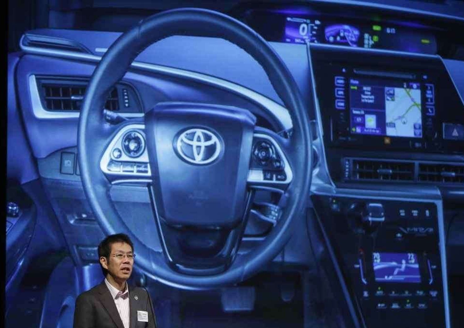 Toyota lancia l'auto a idrogeno "Futuro"