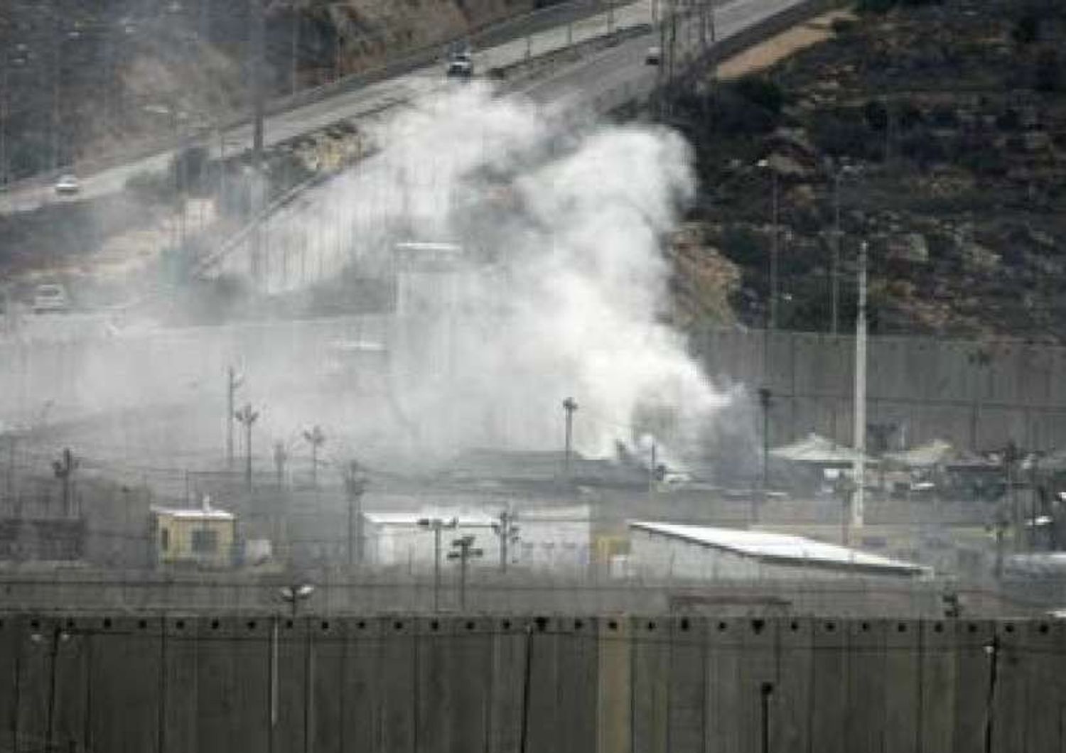M.O.: scontri con soldati Israele, muore ministro palestinese