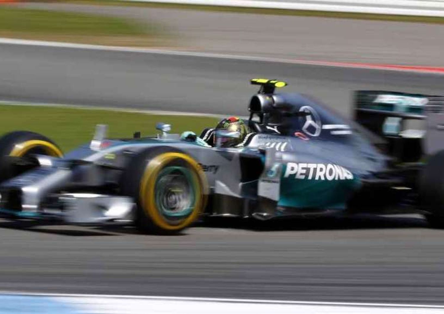 F. 1: Gp Germania, Rosberg domina libere, 2&circ; Hamilton e 3&circ; Alonso
