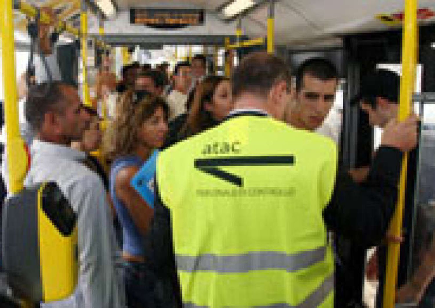 Roma: sui bus controllori hi-tec, 5 giorni per multe ridotte