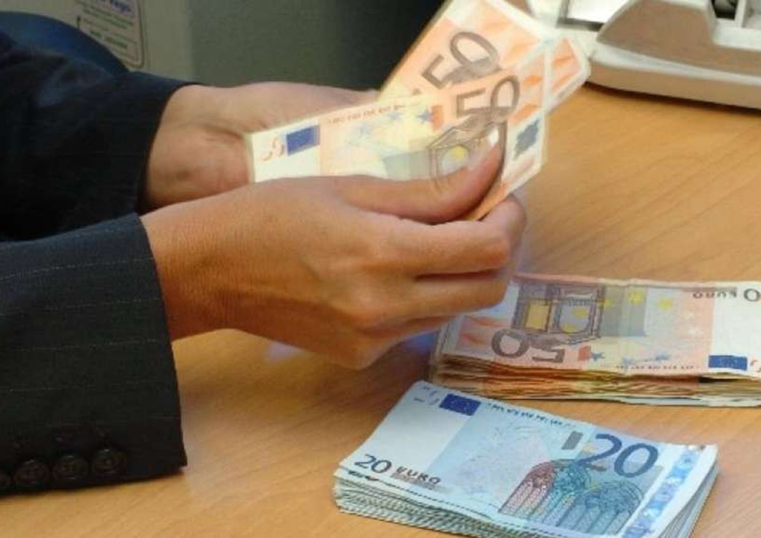 Confesercenti, in tre anni persi 103 mld euro di prestiti