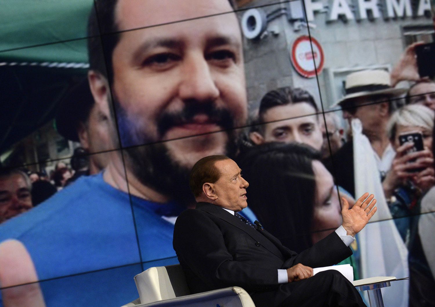 Centrodestra: Salvini, nessuna fusione con Forza Italia. Ok a collaborazione