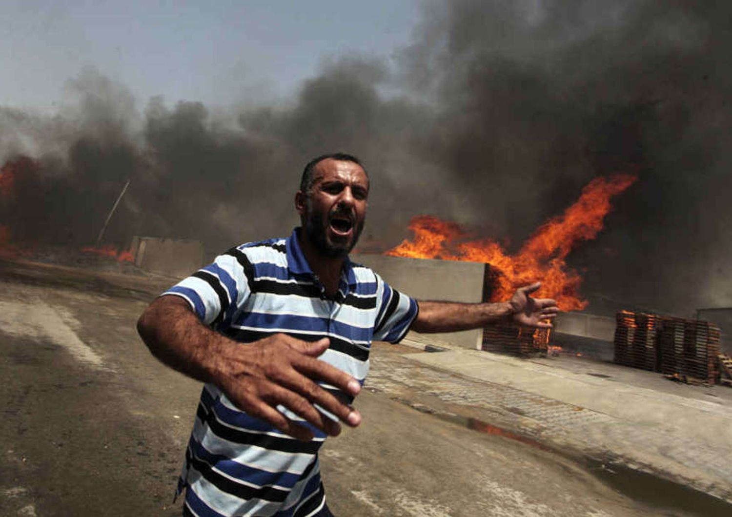 Abu Mazen chiede tutela all'Onu Ancora razzi e raid, 166 morti
