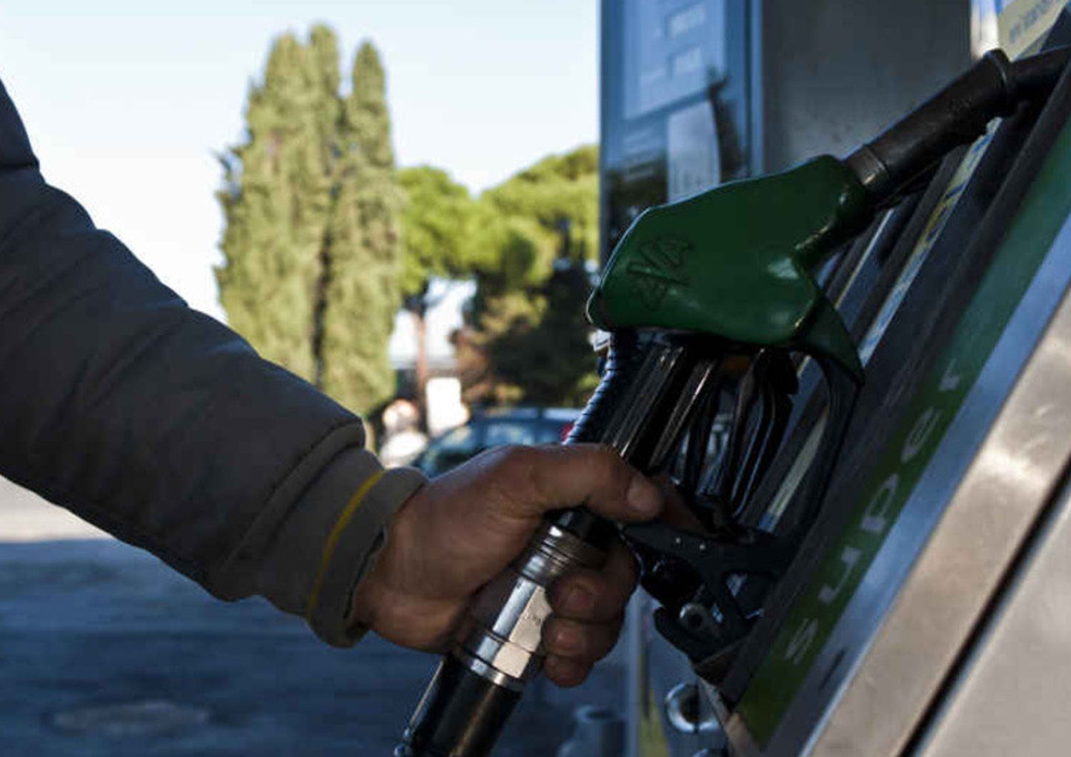 Carburanti: Figisc Confcommercio, ci sono condizioni per il calo dei prezzi