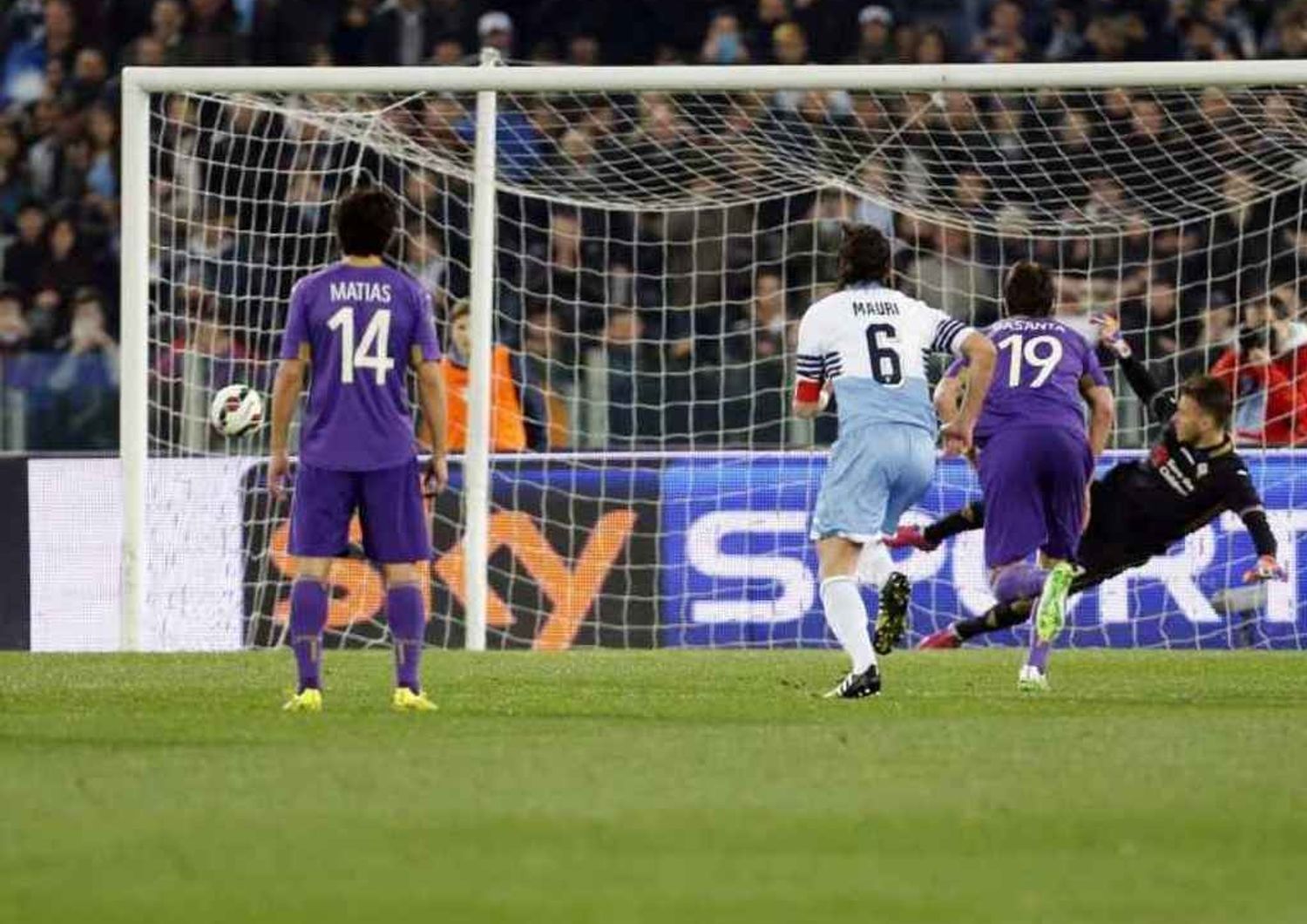 Poker Lazio alla Fiorentina, 4-0; Juve-Sassuolo 1-0