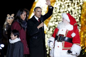 &nbsp;Obama accende l'albero di Natale della Casa Bianca