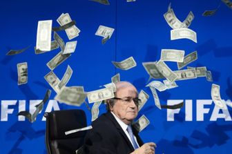 Contestazione ai danni di Sepp Blatter (Afp)