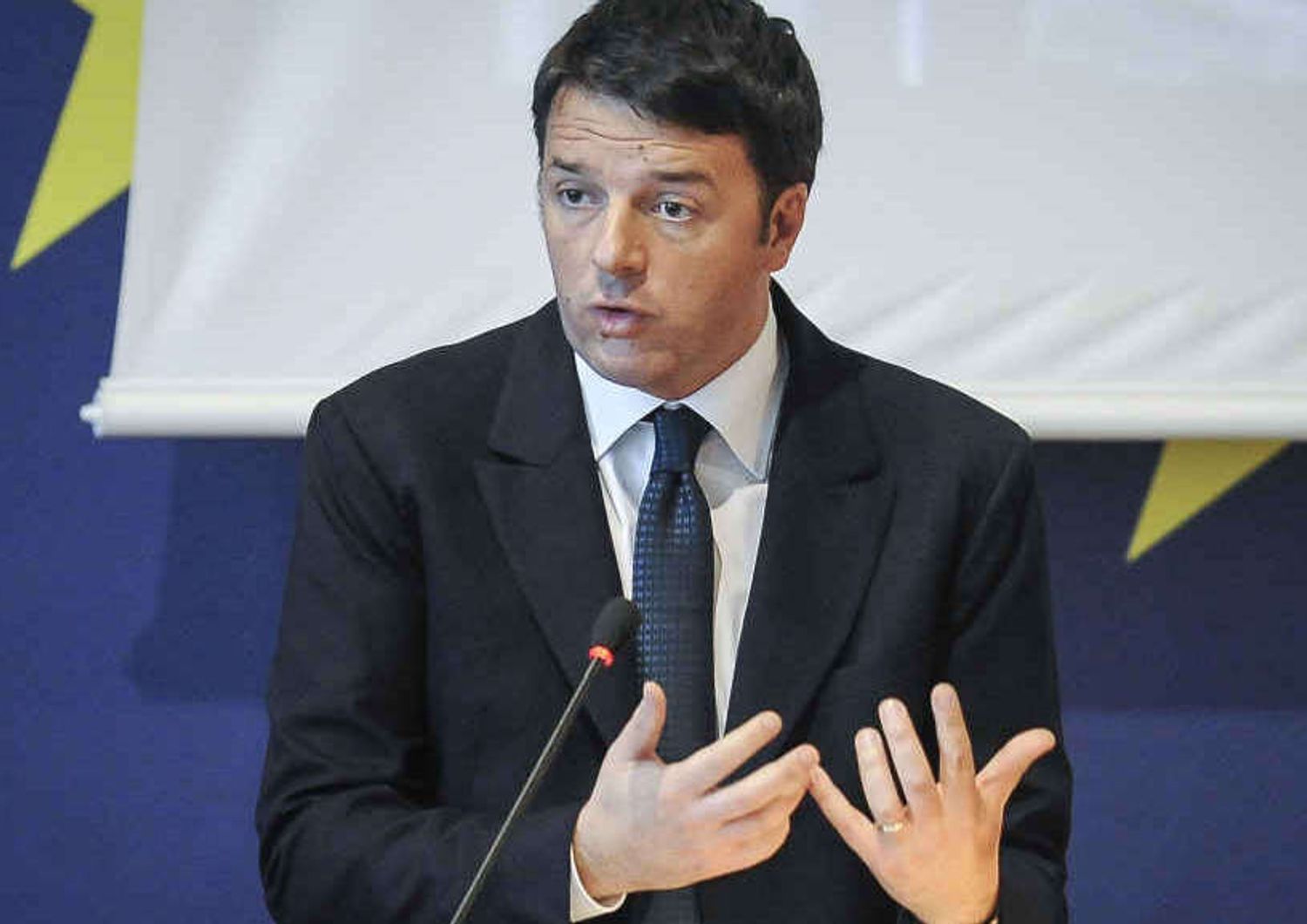 Renzi, "Non lasceremo Roma in mano ai ladri. Chi e' colpevole paghi"