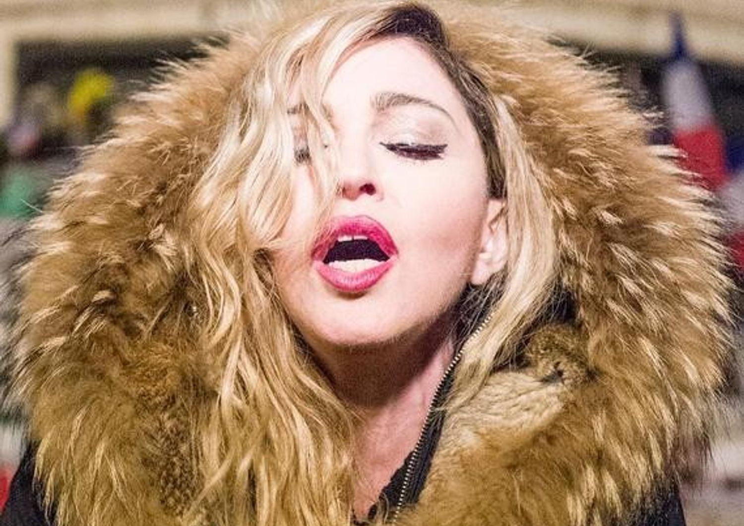 &nbsp;Madonna concerto Place de la Republique (instagram)