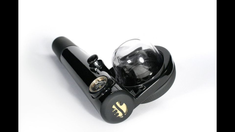 Da 70 euro. Handpresso Wild 48200 &egrave; la macchina espresso portatile da 16 capsule per gustare il caff&egrave; preferito in ogni parte del mondo&nbsp;