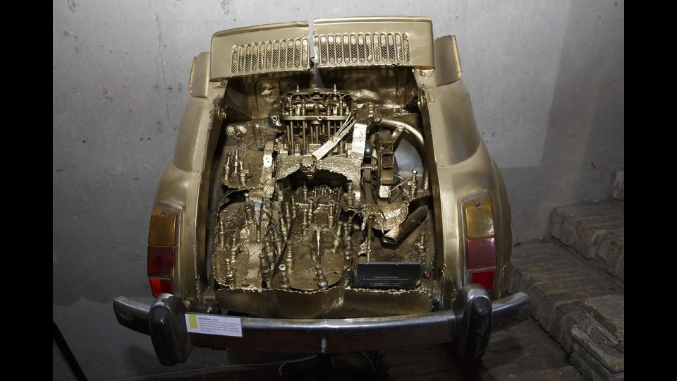 Lazio - nel motore di una Fiat 500 d'epoca ( in movimento)&nbsp;