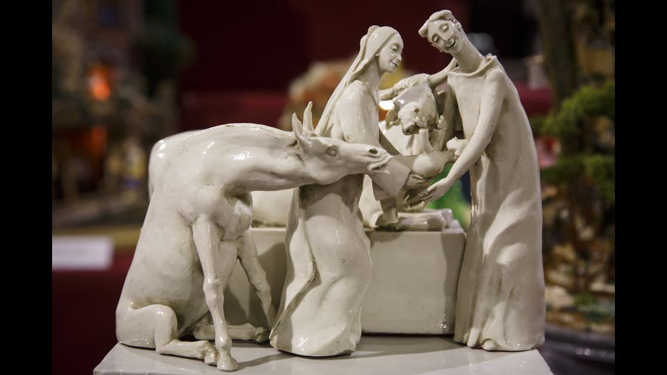 Lombardia - porcellana di Limoges pezzo unico senza ausilio di stampi&nbsp;