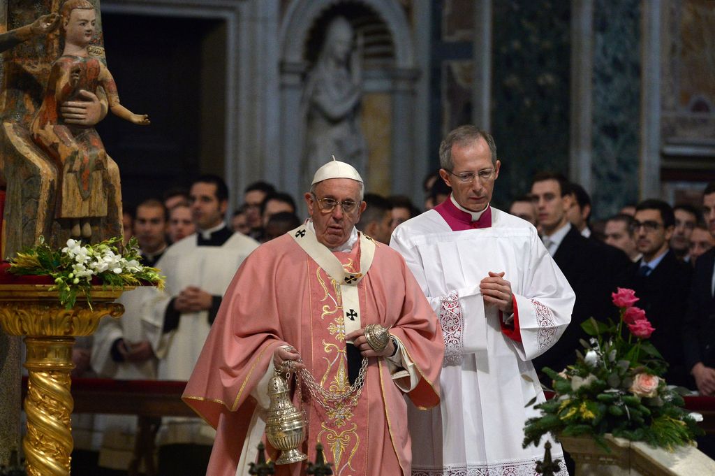 Papa Francesco apre la Porta Santa della Basilica di San Giovanni in Laterano, la terza compiuta personalmente da Bergoglio dopo quelle di Bangui in Centrafrica e di San Pietro&nbsp;