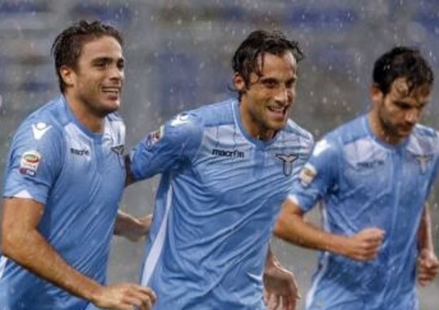 Calcio: Lazio-Udinese 2-0, doppietta di Matri, Empoli-Napoli 2-2
