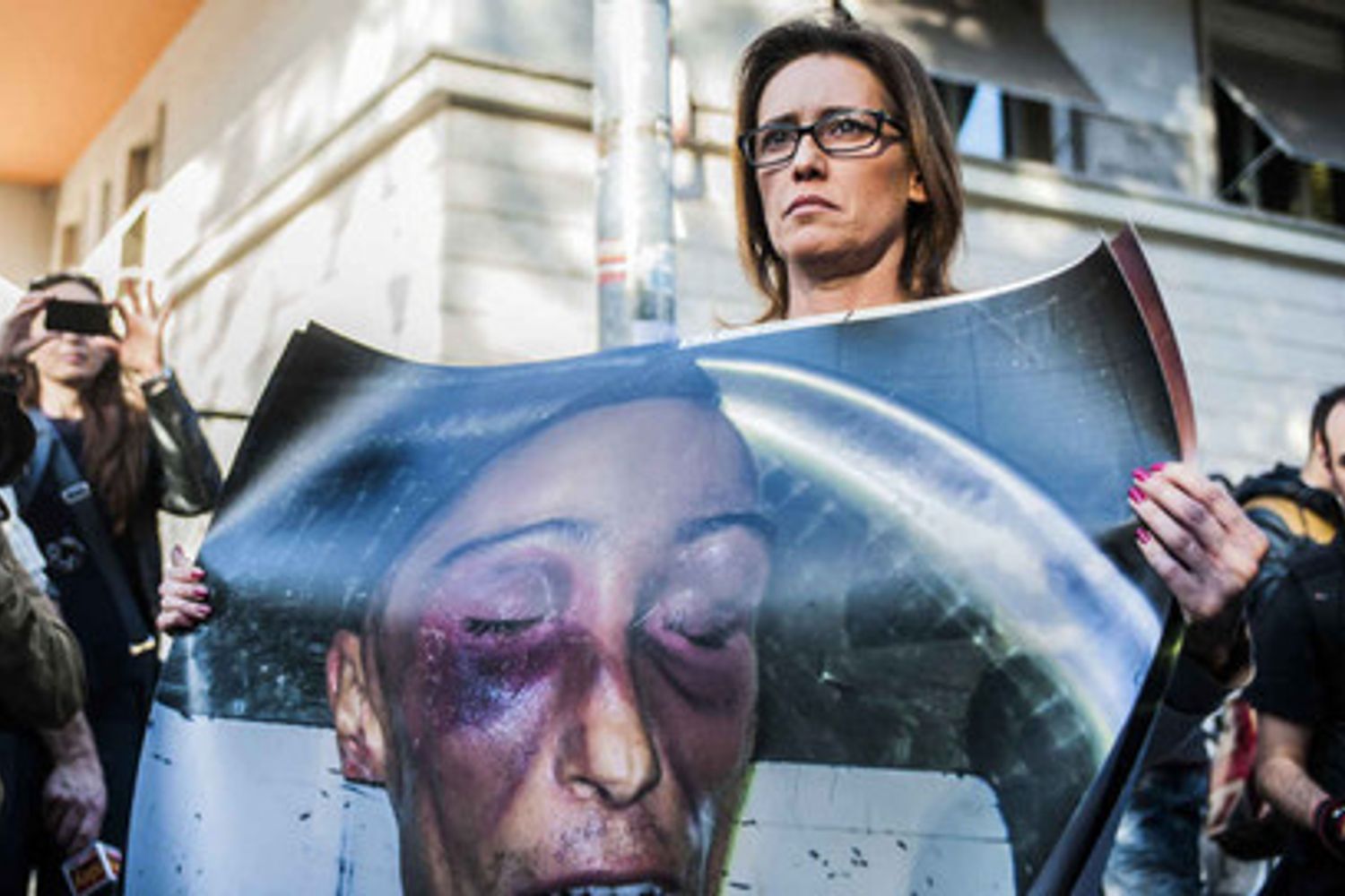 Ilaria Cucchi presso la questura di Roma (agf)&nbsp;