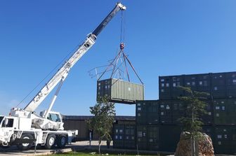 &nbsp;Albero di Natale in base Unifil, alcune fasi del montaggio