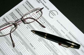 Tasse imposte modulo F24 Versamenti Iva (Imagoeconomica)&nbsp;