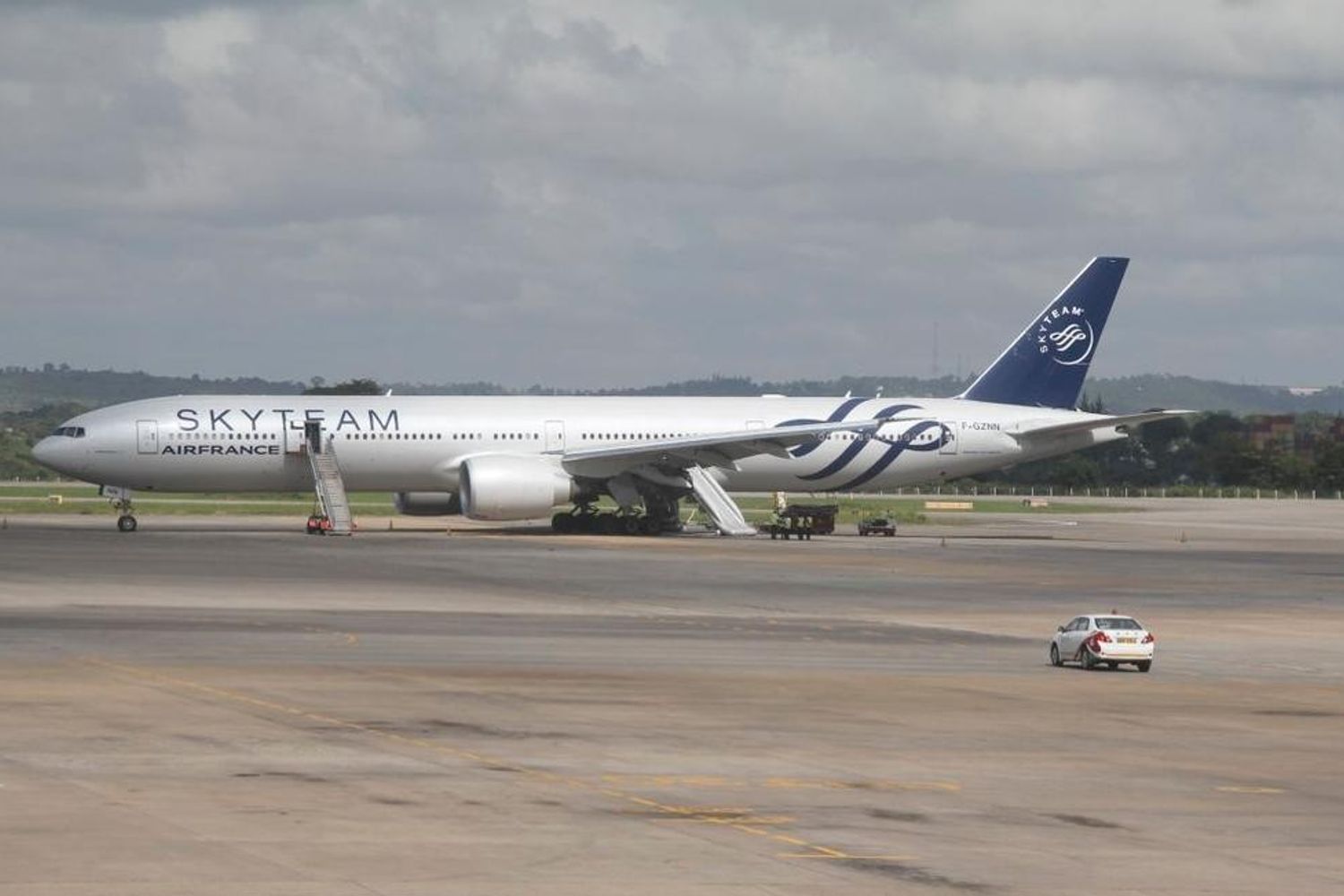 &nbsp;Il volo Air France 463 &egrave; stato costretto a un atterraggio di emergenza a Mombasa per un allarme bomba a bordo