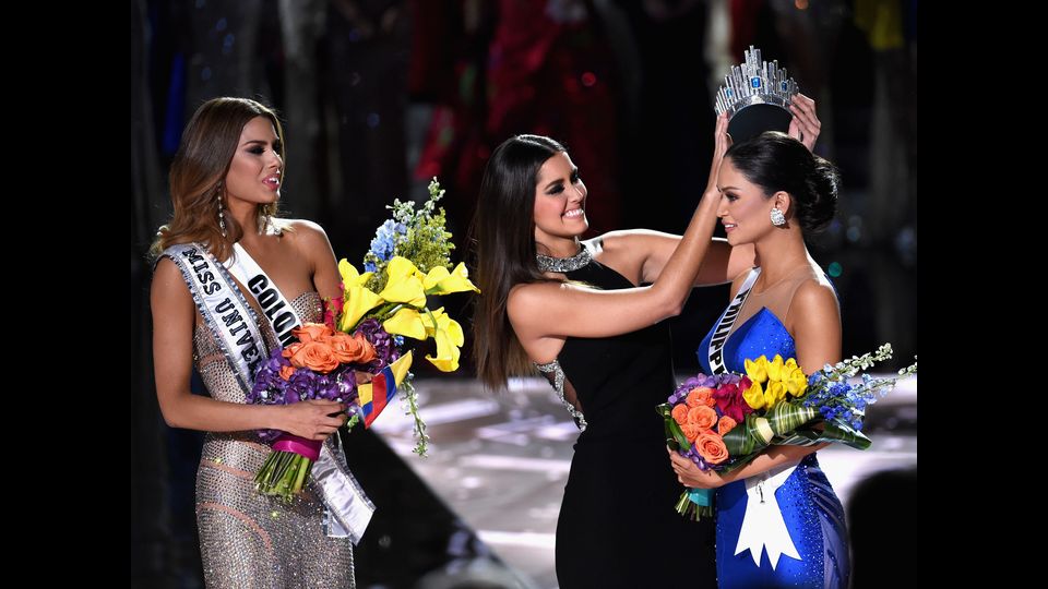 &nbsp;Paulina Vega incorona Miss Filippine, vera vincitricedi Miss Universo 2015