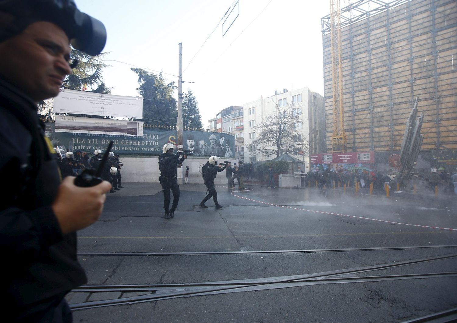 Polizia turca (reuters)&nbsp;