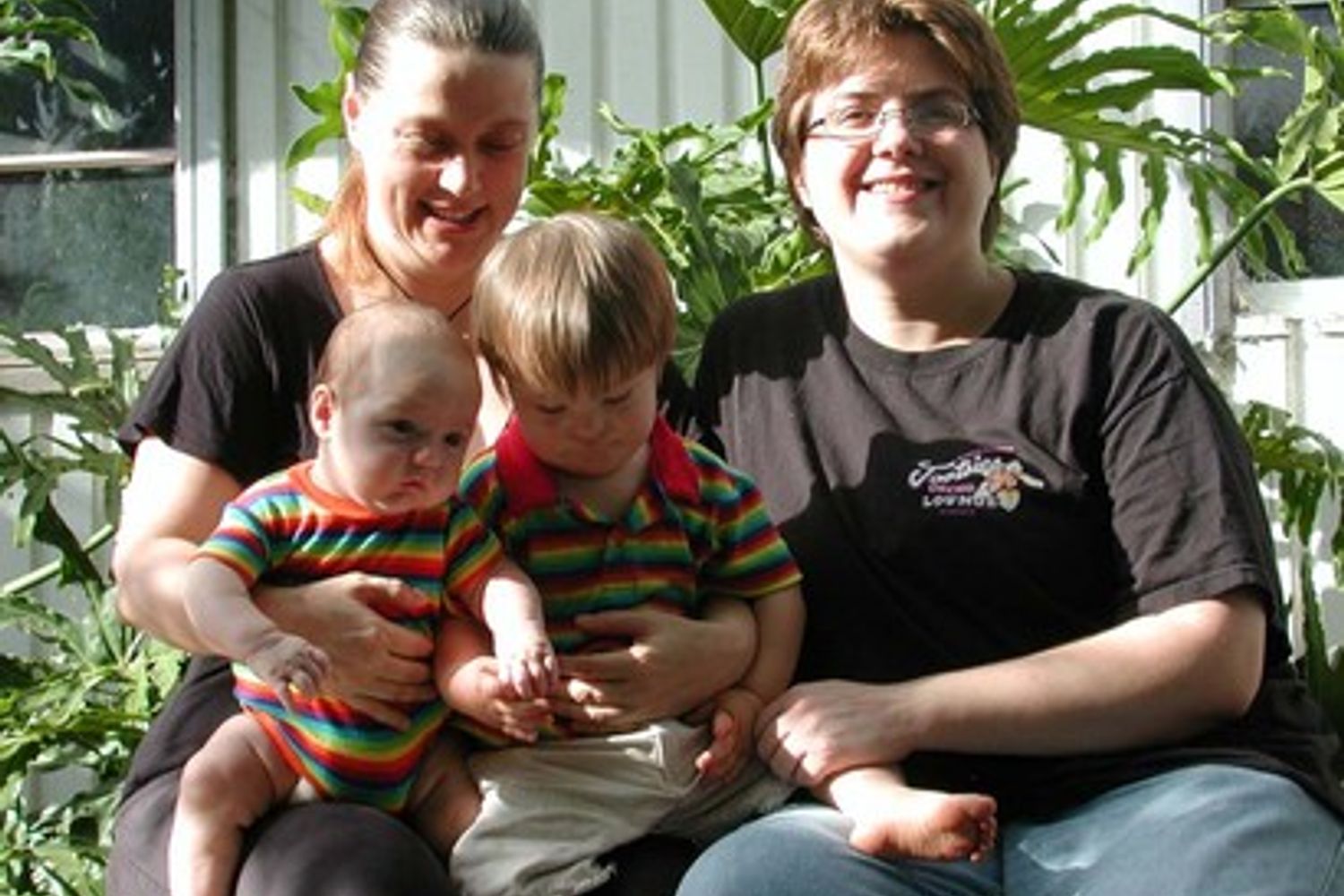 bambini famiglia lesbiche-gay (wikipedia)&nbsp;