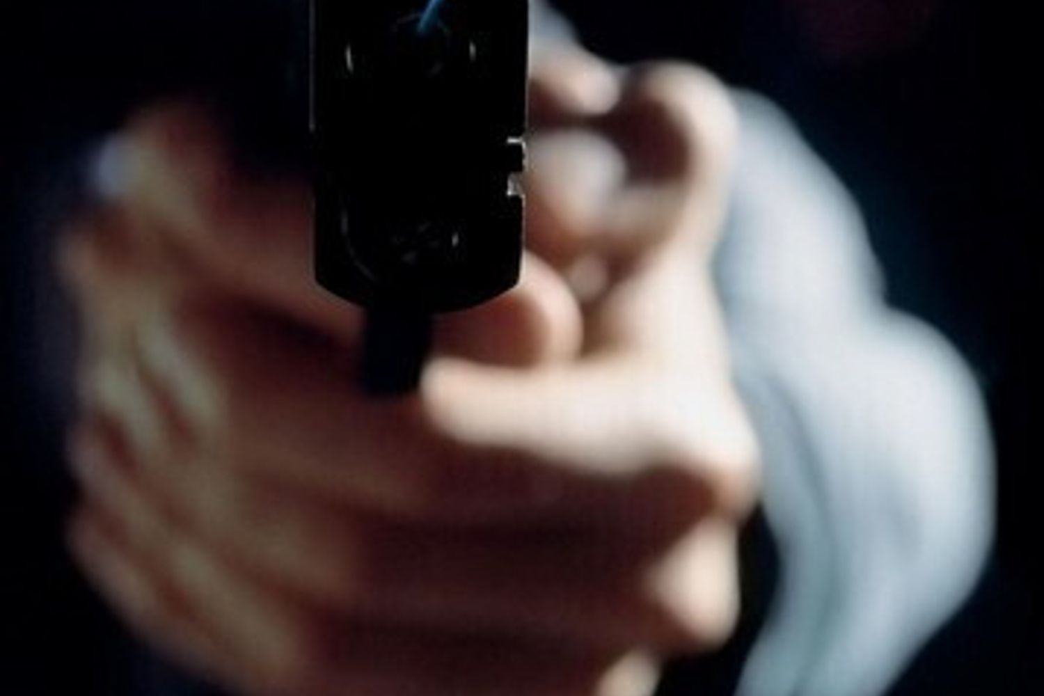 &nbsp;sparo pistola sparare