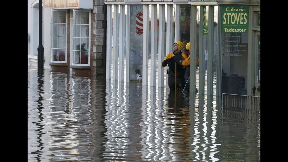 &nbsp;Inondazioni in Inghilterra, centinaia di evacuati - reuters