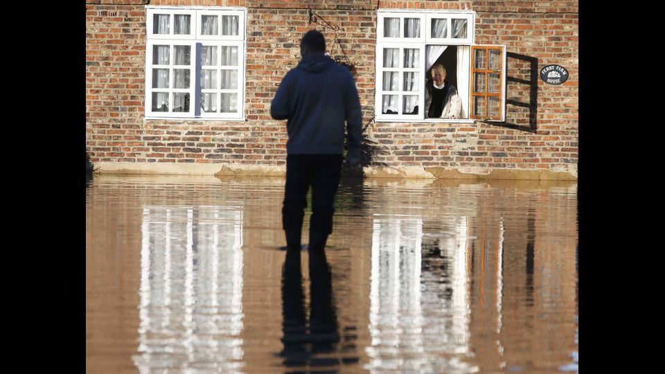 &nbsp;Inondazioni in Inghilterra, centinaia di evacuati - reuters