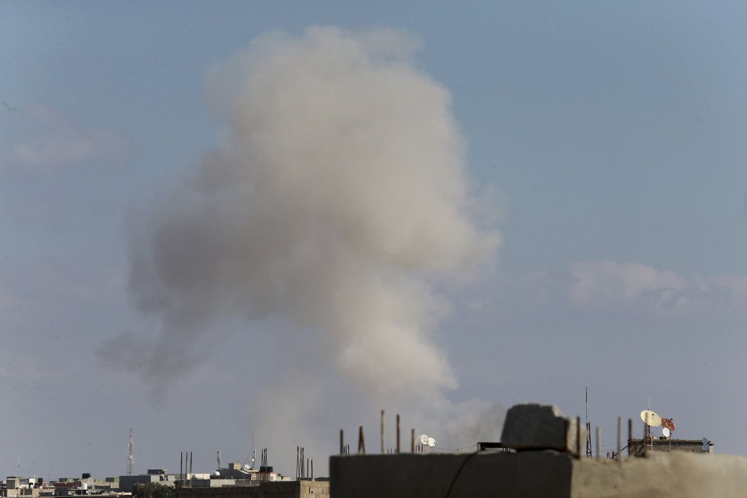 raid aerei Libia (reuters)&nbsp;