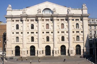 Borsa Milano piazza Affari (imagoeconomica)&nbsp;