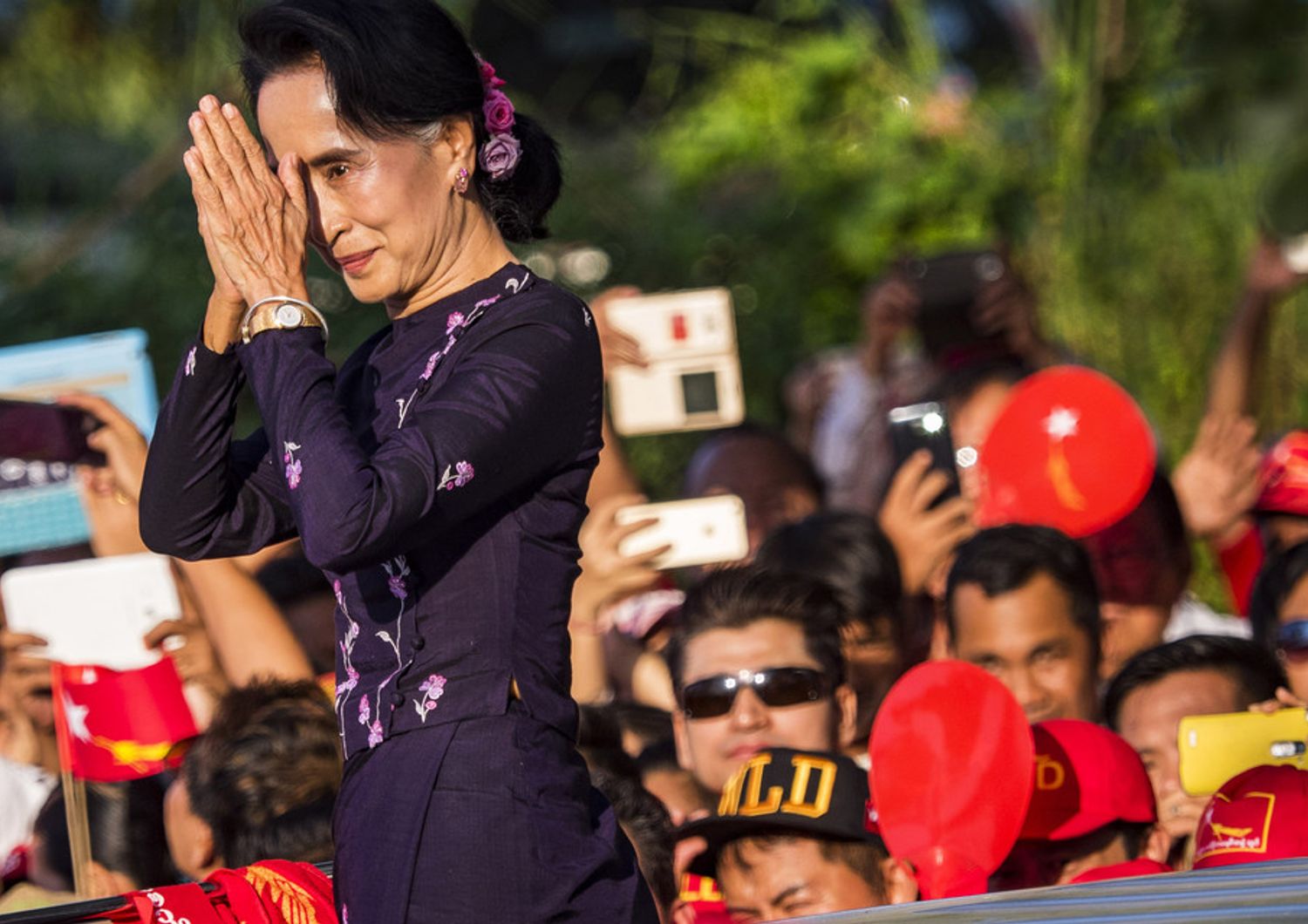 &nbsp;Aung San Suu Kyi doventa il primo ministro di Myanmar dopo le prime elezioni libere in 25 anni nel paese asiatico da sempre sottoposto a regime militare