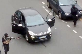 L'attentato jihadista al settimanale satirico Charlie Hebdo, dove hanno perso la vita 12 persone (7 gennaio) (Afp)