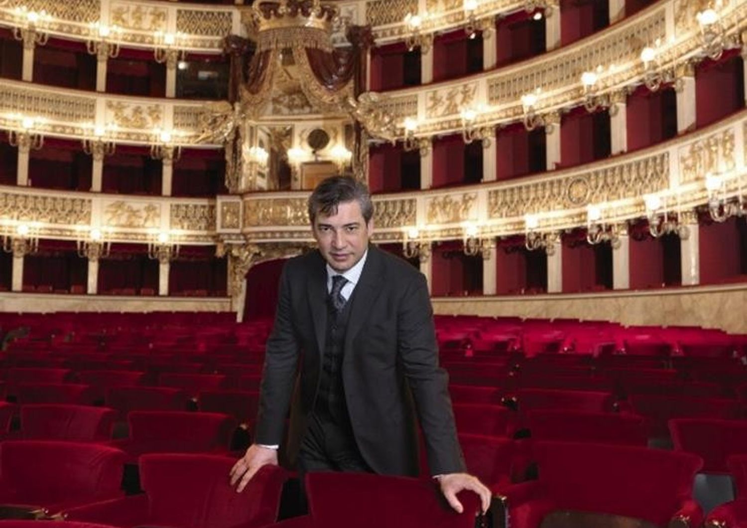 Nicola Luisotti direttore d'orchestra (facebook)&nbsp;