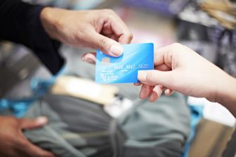 &nbsp;Carta di credito, consumi, spesa, economia, carrello, reddito (Afp)