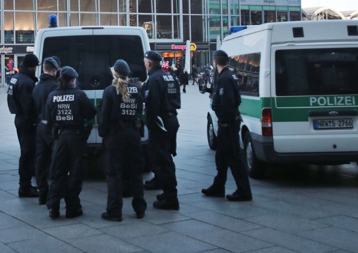 Polizia Colonia Germania (Afp)