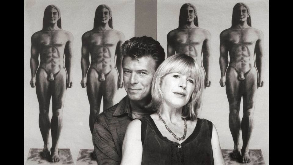 &nbsp;Bowie con&nbsp;Marianne Faithfull - Facebook
