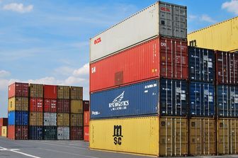 esportazione export carico container commercio estero - pixabay