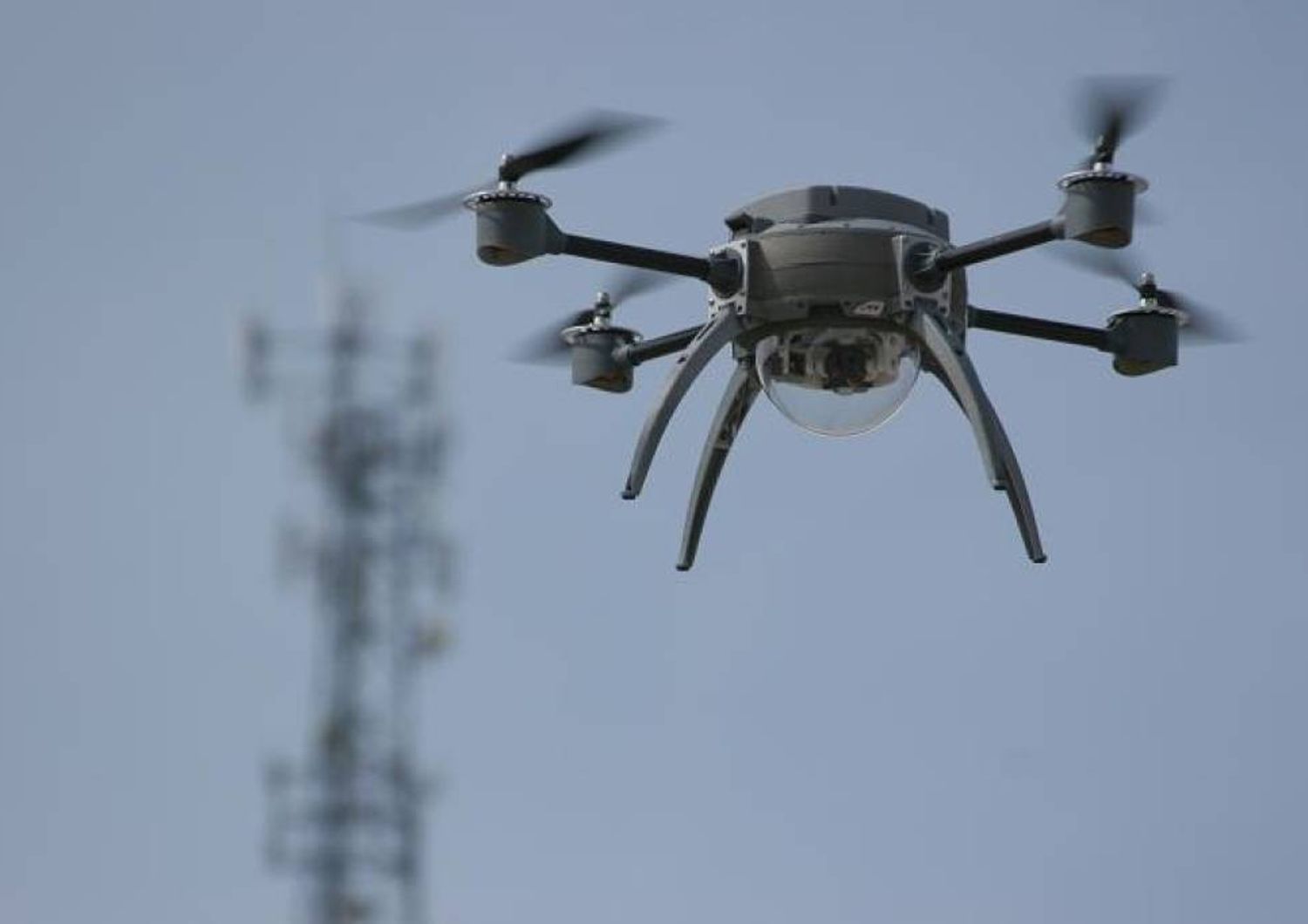 Bagarre sul regolamento Enac per i droni