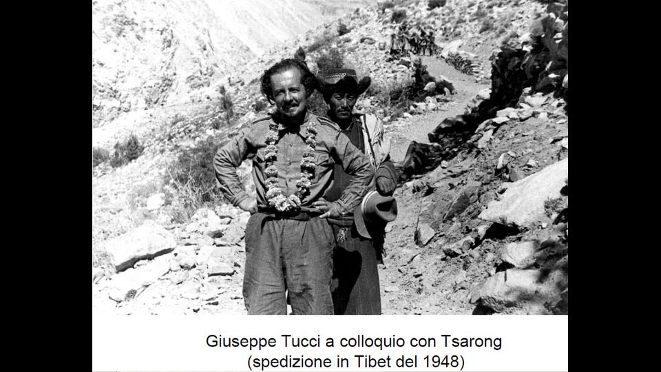 Giuseppe Tucci a colloquio con Tsarong (Spedizione in Tibet del 1948)